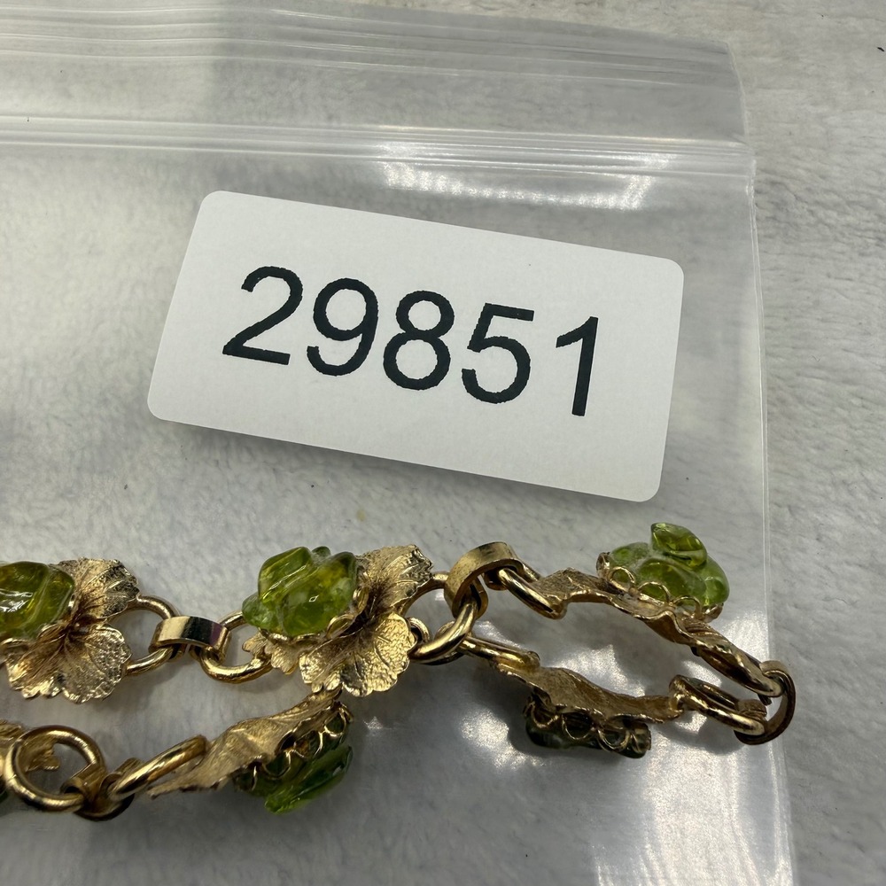Vintage Bracelet Gold Green Glass Rose Leaf Link 6.5" - Picture 6 of 8